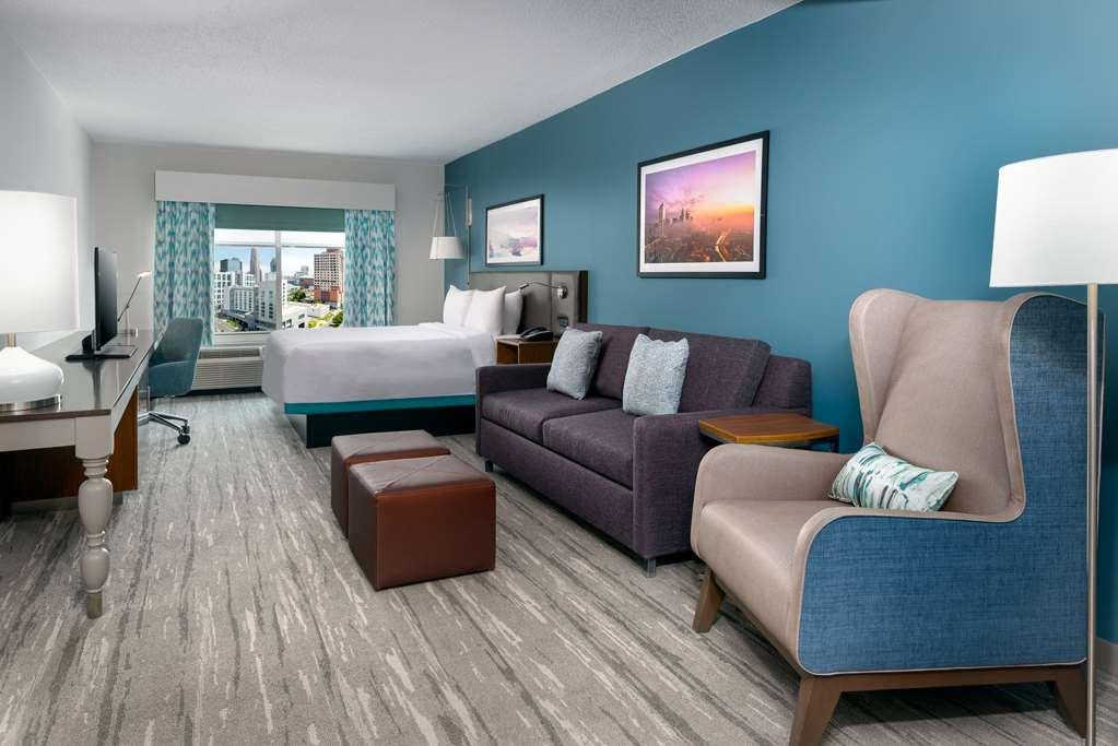 Hilton Garden Inn Charlotte Uptown Oda fotoğraf